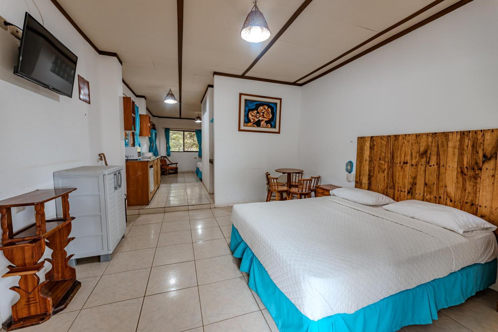 Hotel Nantu Hosteria Puerto López Exterior foto